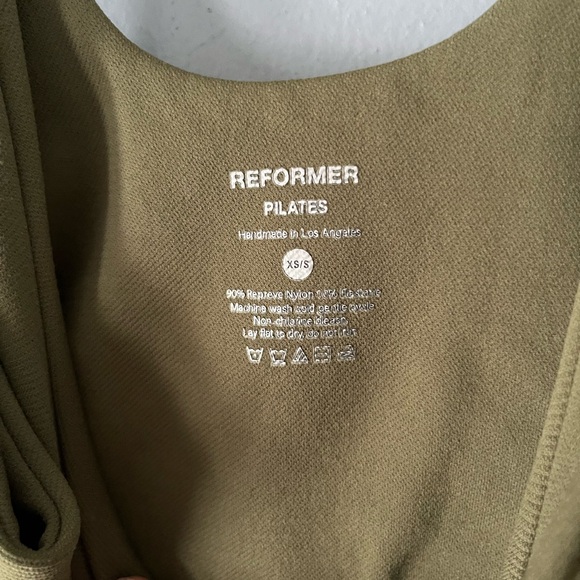 Reformer Pilates Compression Bra in Olive Green XS/S New - Picture 4 of 6